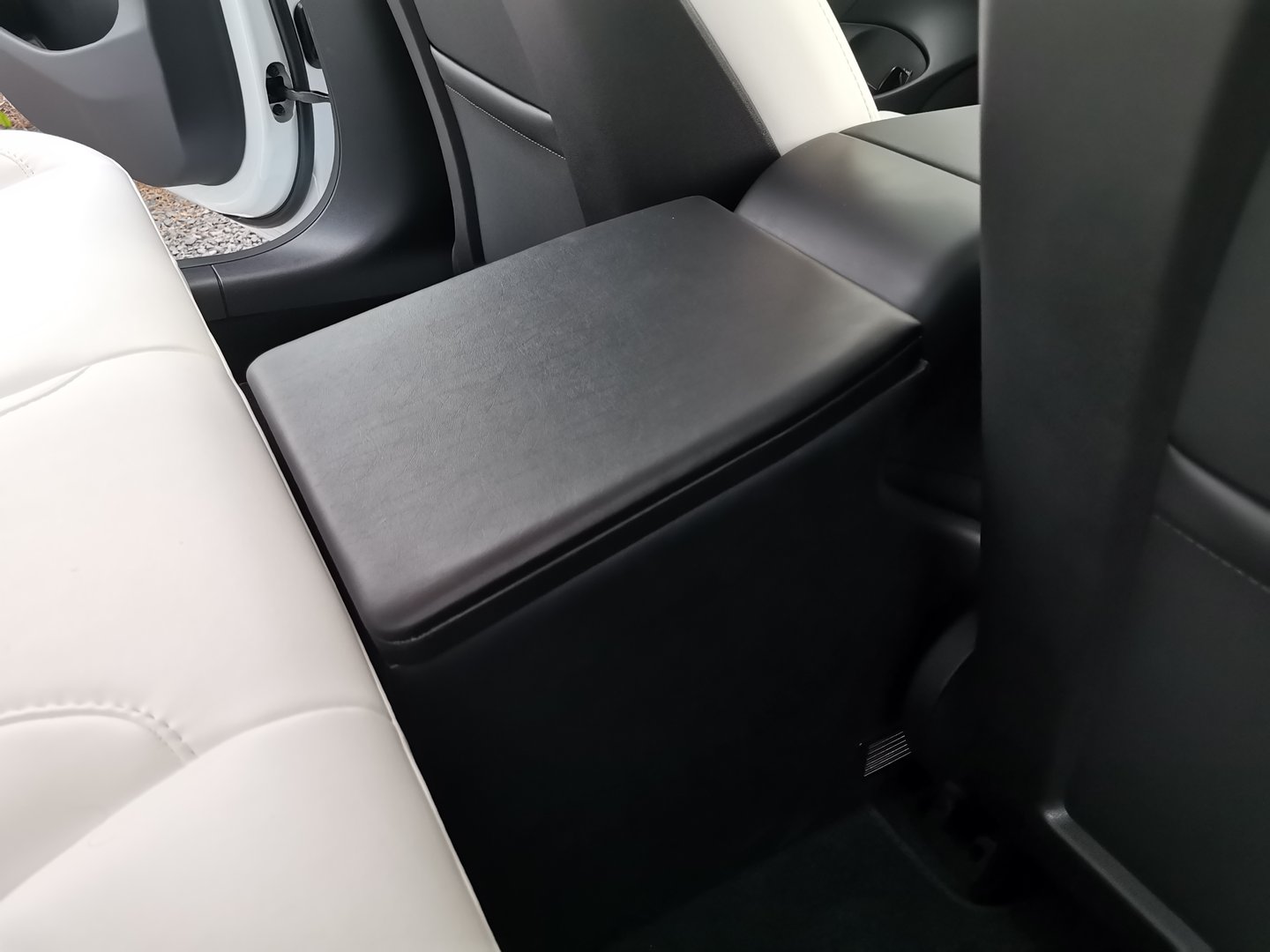 Kühlfach Model 3 - GS-Design - Interior für Deinen Tesla